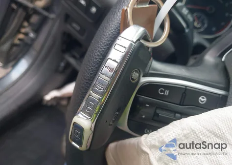 2021 Kia K5 Lxs из США, поврежденный, VIN 5XXG14J29MG015474